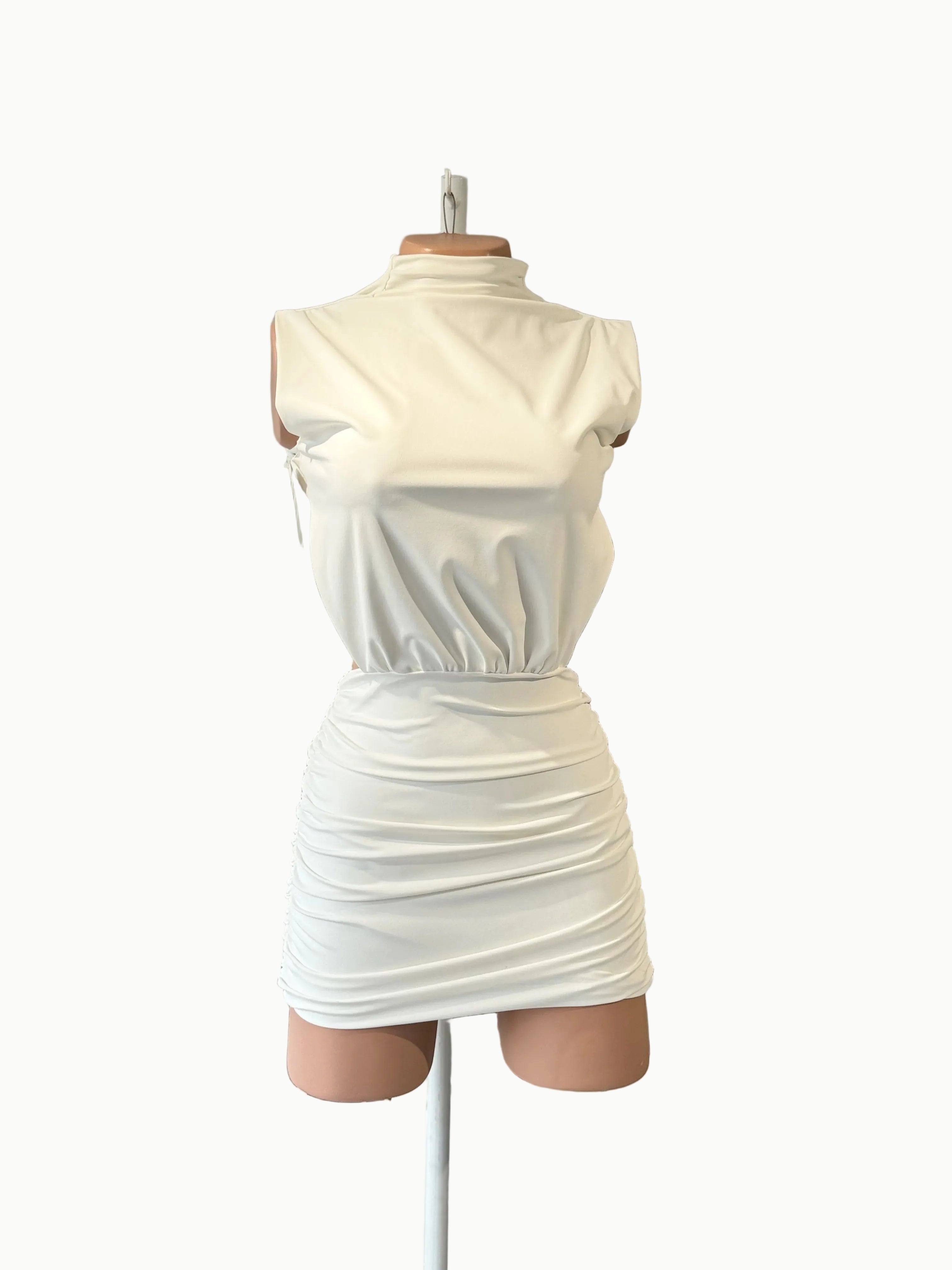 Vestido corto cuello tortuga