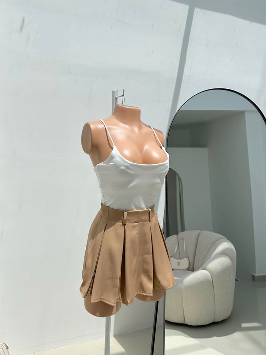Falda Short Corta Pliegues