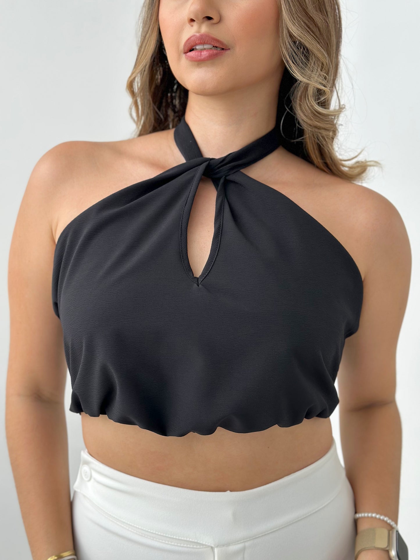 Top Amarr Cuello Text