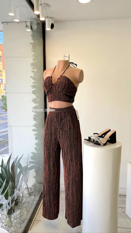 Pantalón bota ancha