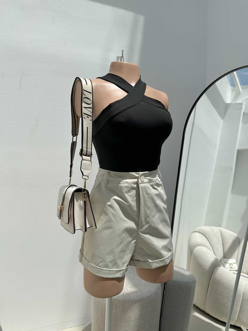 Short Sólido Tiro Alto
