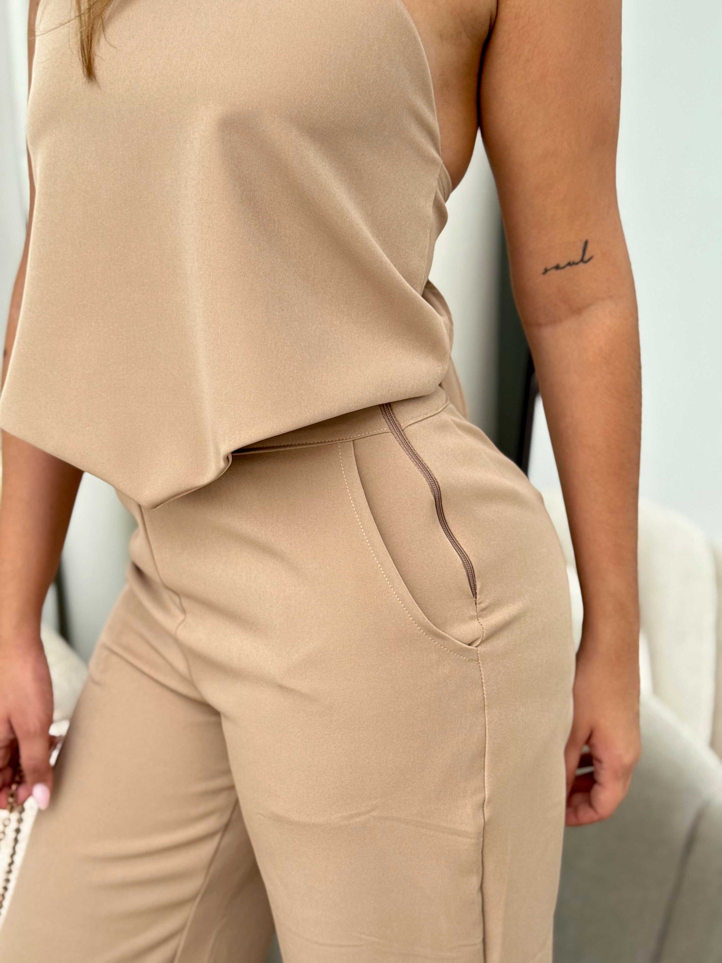 Set pantalón amarre cuello
